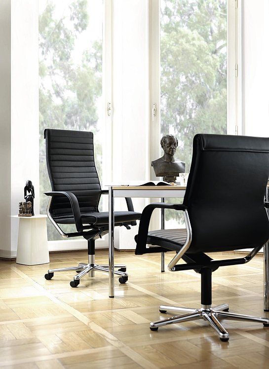 Wilkhahn Bürodrehsessel FS Management, Leder schwarz
